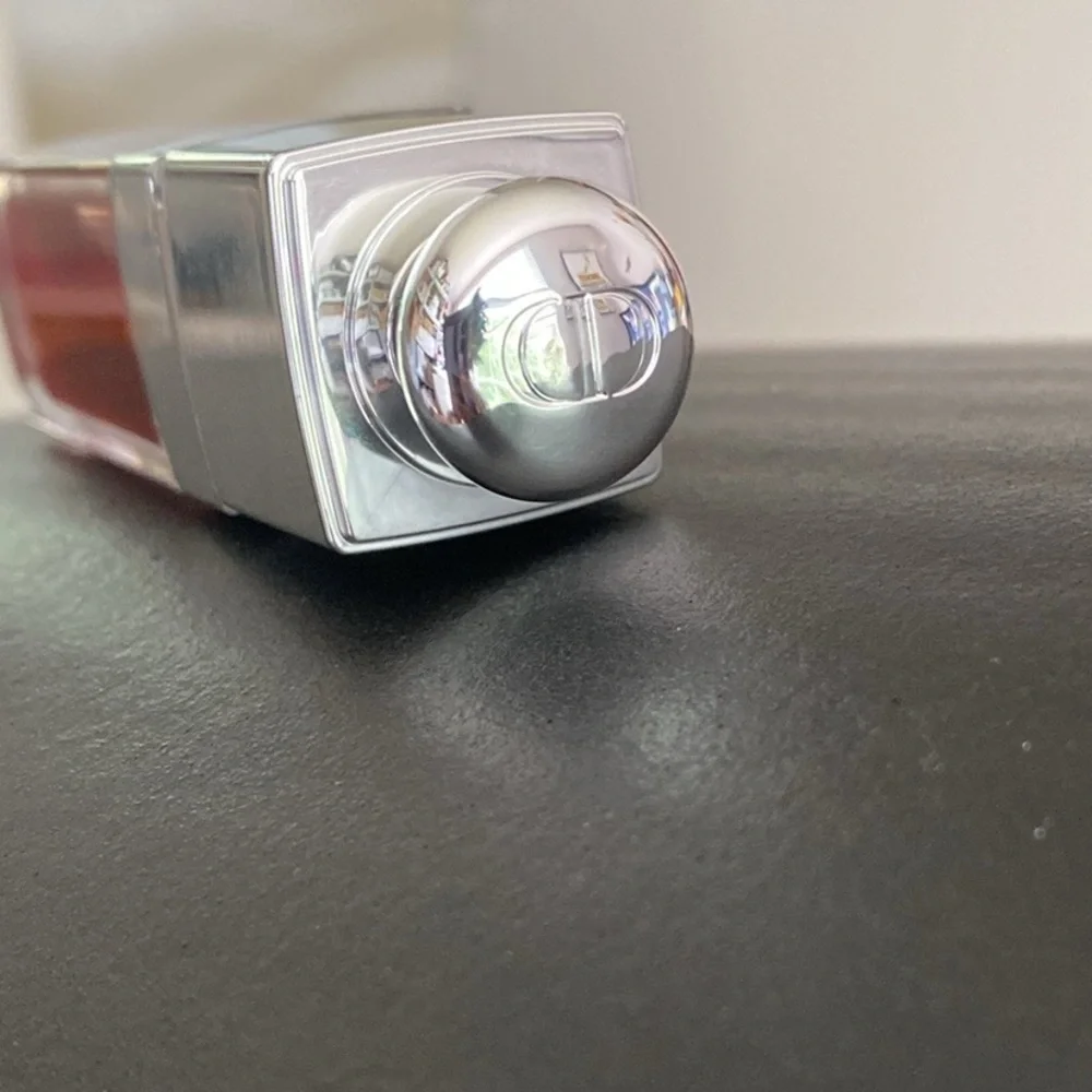 DIOR ADDICT LIP‎ GLOW OIL Nourishing Lip- Intense Gloss Color Awakening 062, NEW